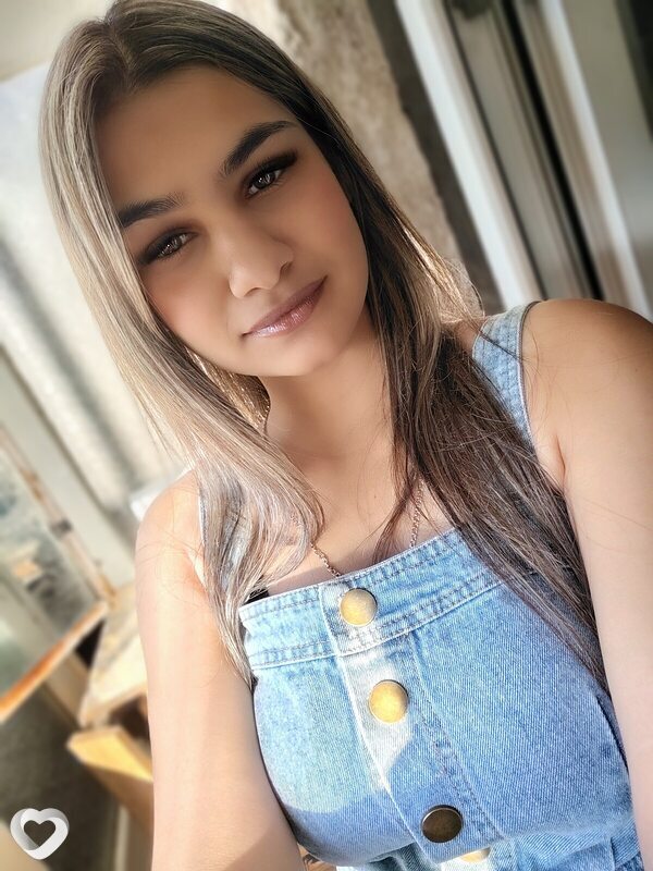 Лена, 28, Луганске — анкета №4660579