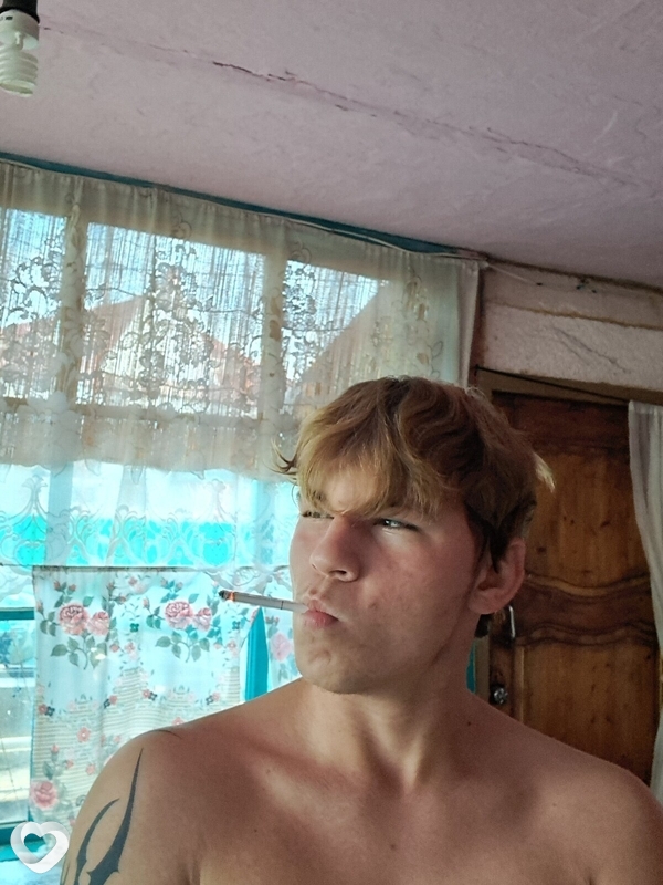 Саня, 18, Уральске — анкета №4661000