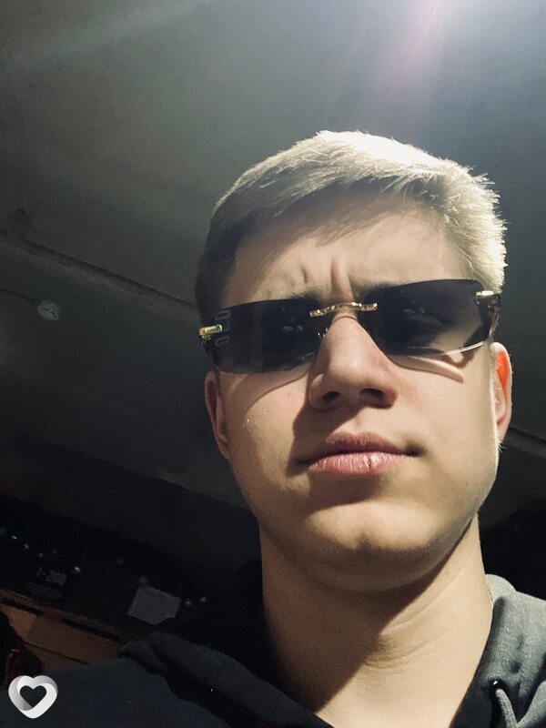 Данил, 21, Тюмени — анкета №4661600
