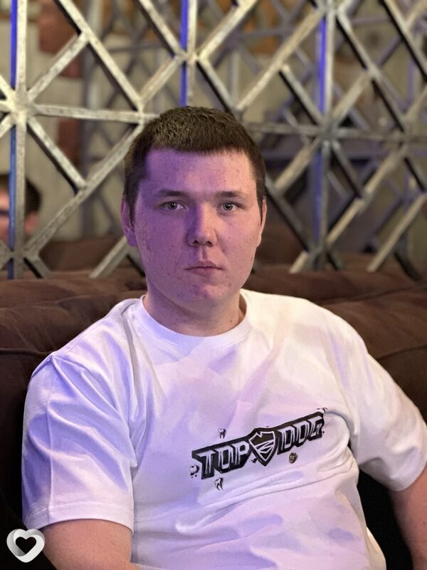 Антон, 23, Орёл — анкета №4661981