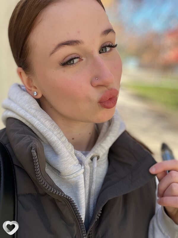 Кристина, 19, Санкт-Петербурге — анкета №4663969