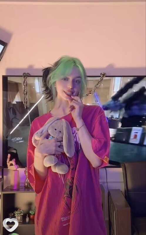Полина, 18, Воронеже — анкета №4666926