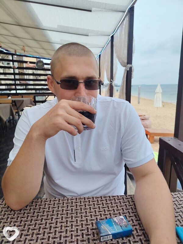Владимир, 24, Краснодаре — анкета №4666580