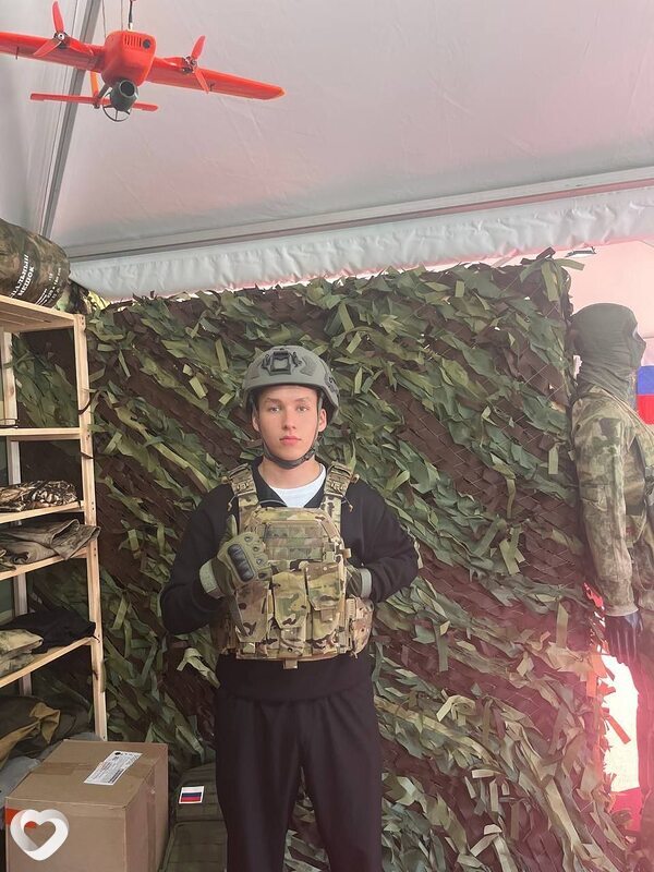 Артем, 21, Оренбурге — анкета №4667221