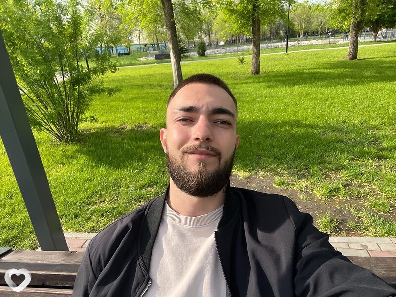Максим, 25, Саратове — анкета №4667824