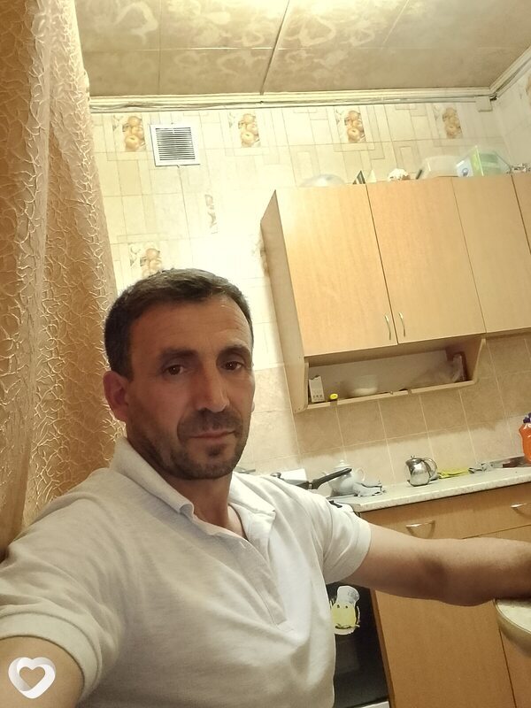 Рустам, 39, Луге — анкета №4668368