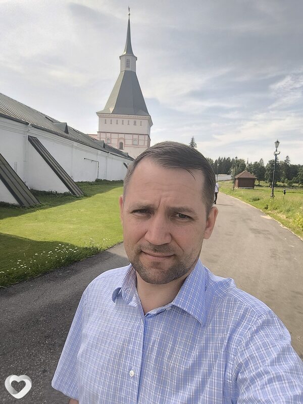 Иван, Ломоносов
