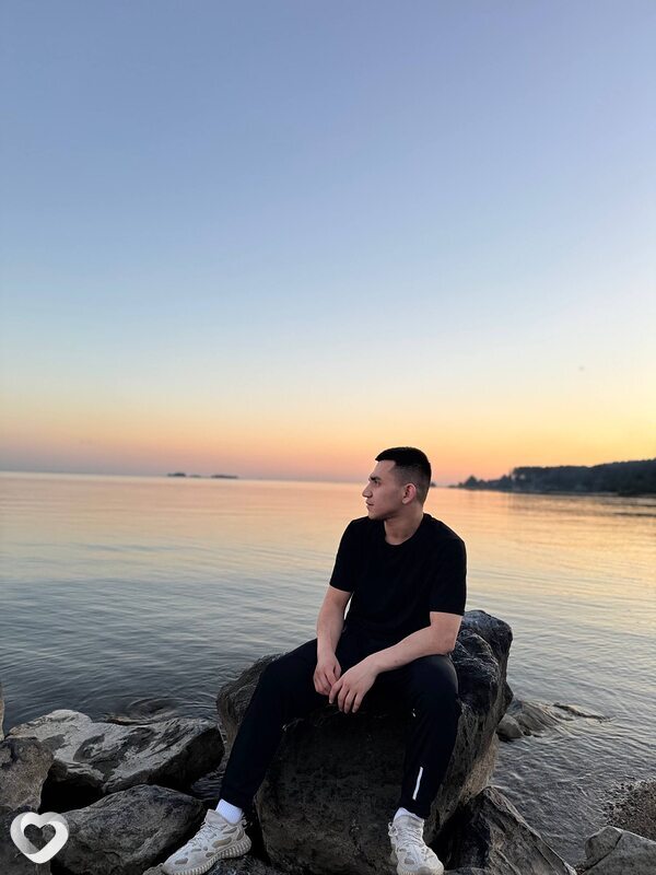 Али, Новосибирск