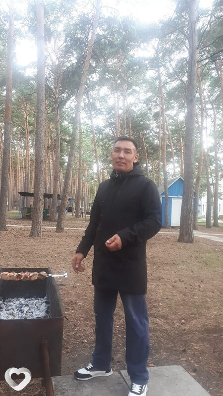 Вакиль, Омск