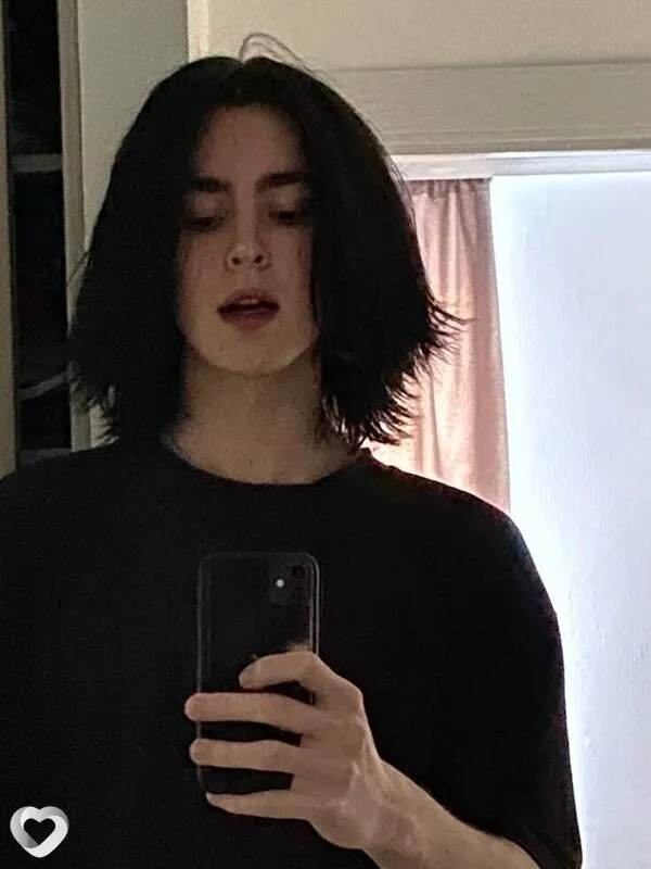 Александр, 18, Барнауле — анкета №4672397