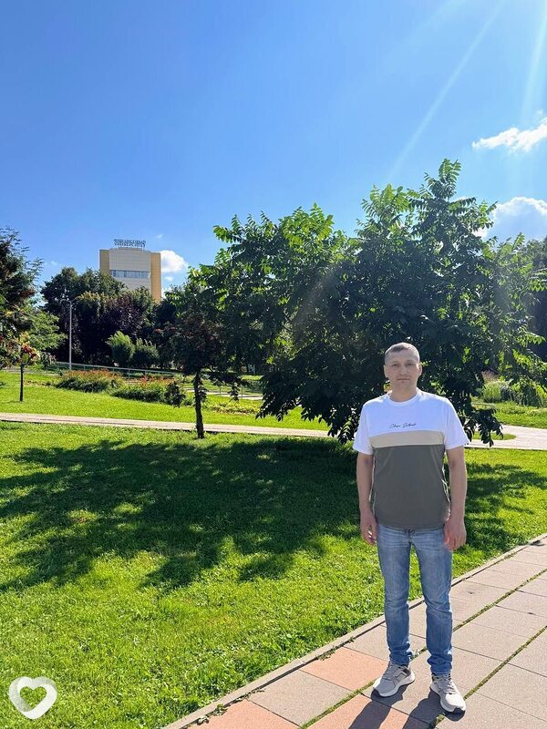 Юра, 39, Москве — анкета №4672887
