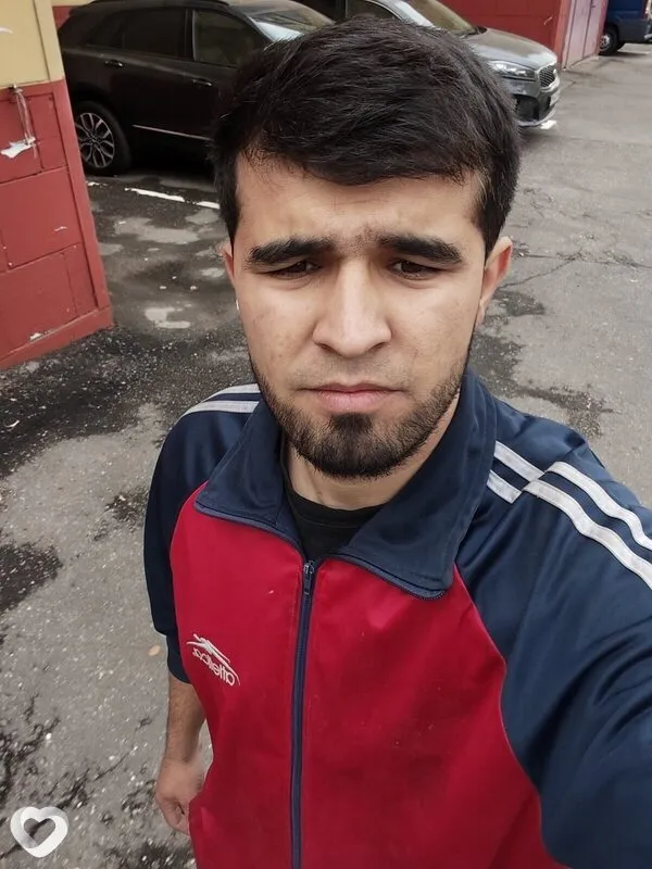 Бек, 26, Москве — анкета №4673389