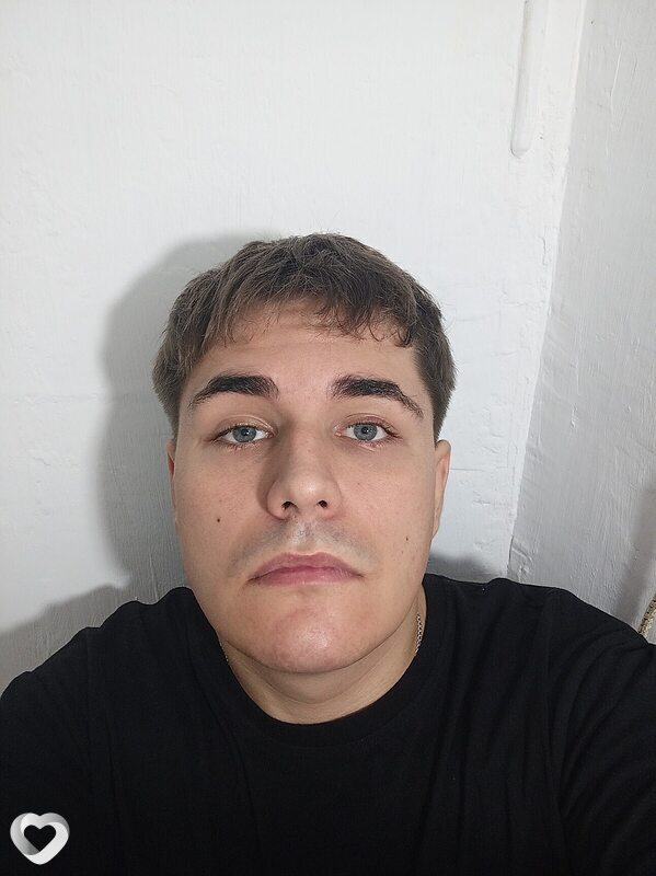Павел, 22, Самаре — анкета №4675101