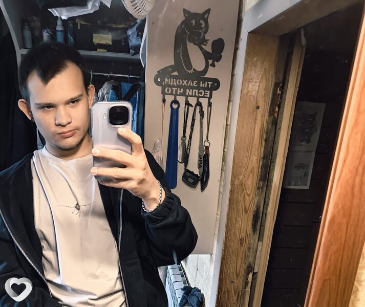 Дима, 21, Екатеринбурге — анкета №4677135