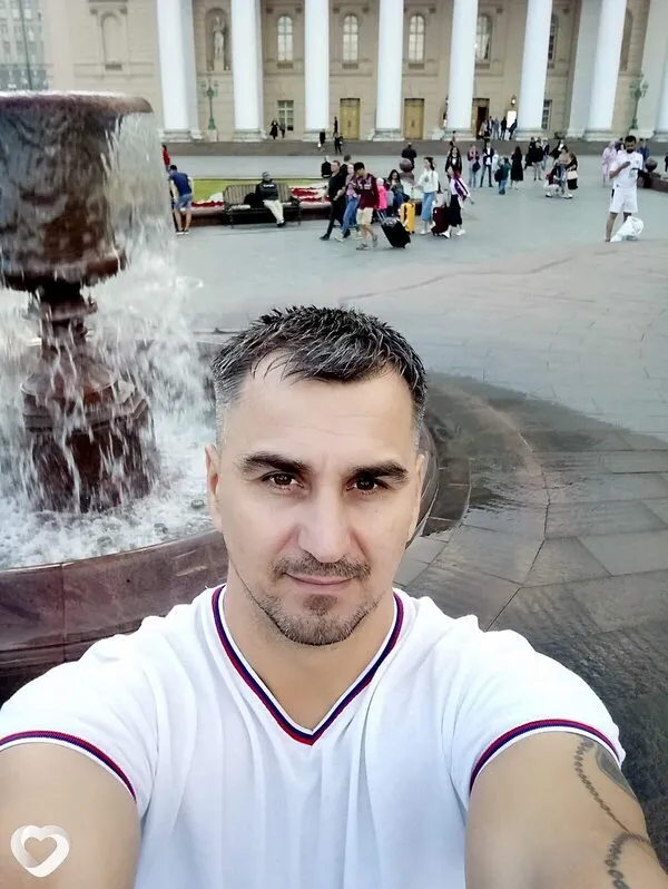 Олег, 44, Москве — анкета №4678937