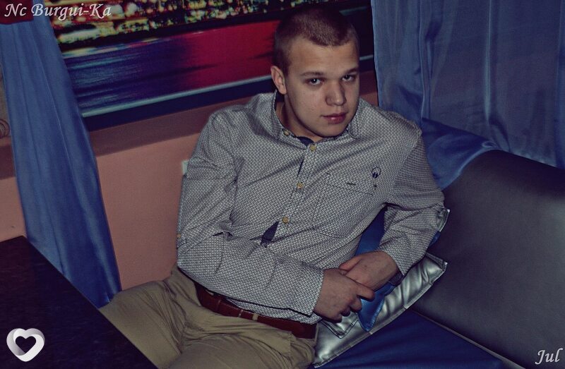 Евгений, 31, Кирове — анкета №4678898
