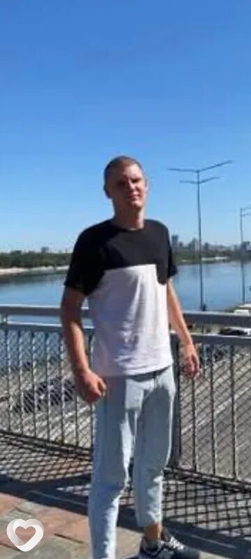 Макс, Павлоград