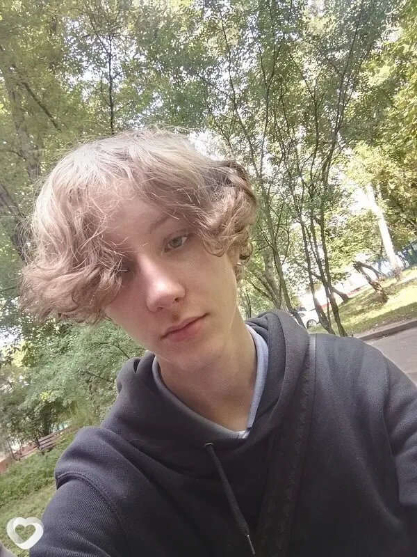 Николай, 19, Москве — анкета №4679332