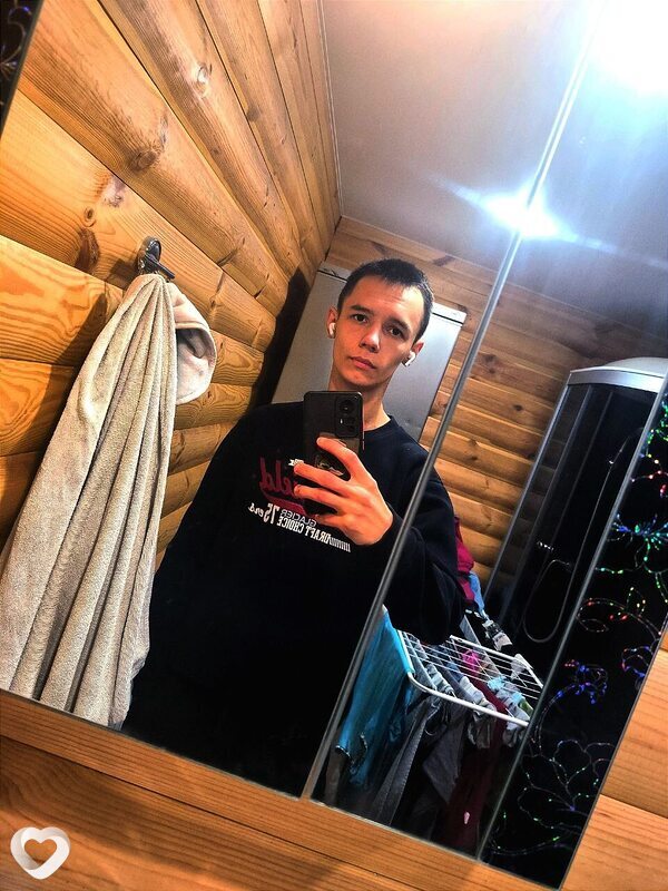 Артём, 20, Витебске — анкета №4681092