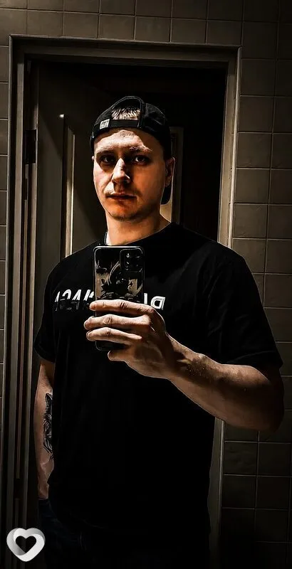 Александр, 23, Москве — анкета №4681603