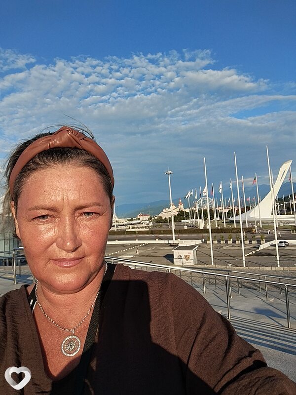 Светлана, Курган