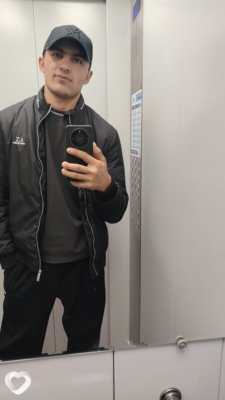 Гусейн, 21, Екатеринбурге — анкета №4682176