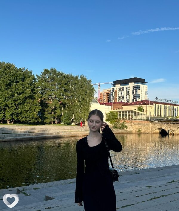Катя, 18, Екатеринбурге — анкета №4682237