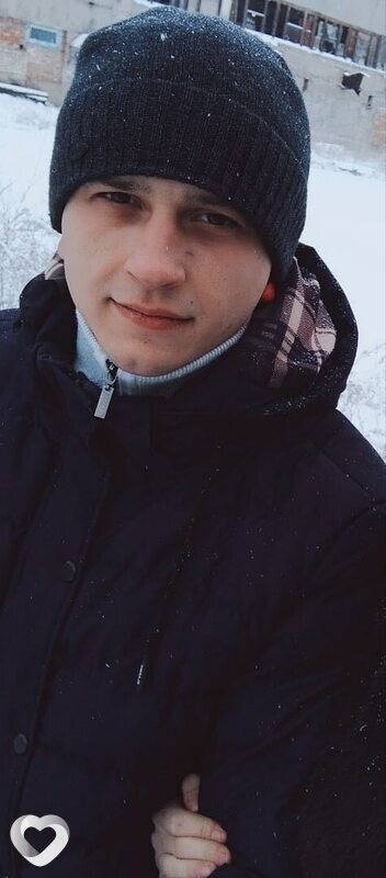 Женя, Снежное