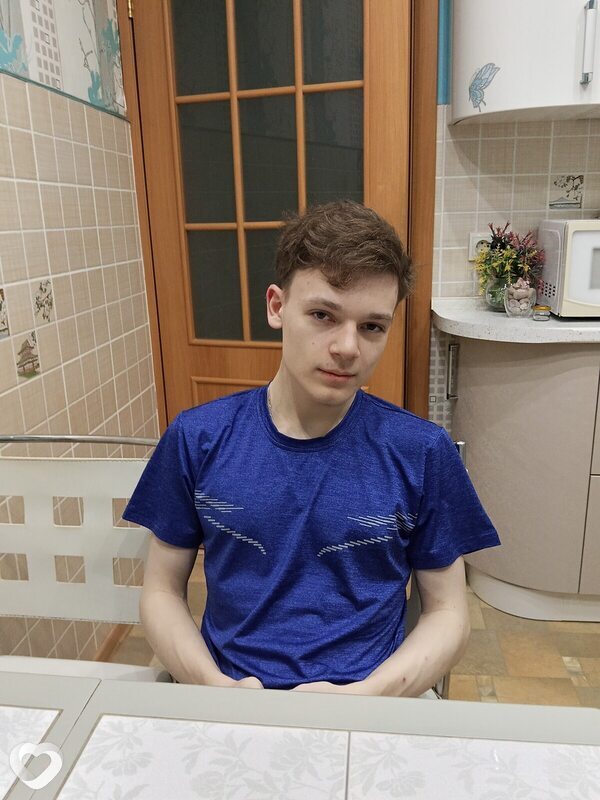 Андрей, 18, Екатеринбурге — анкета №4683642