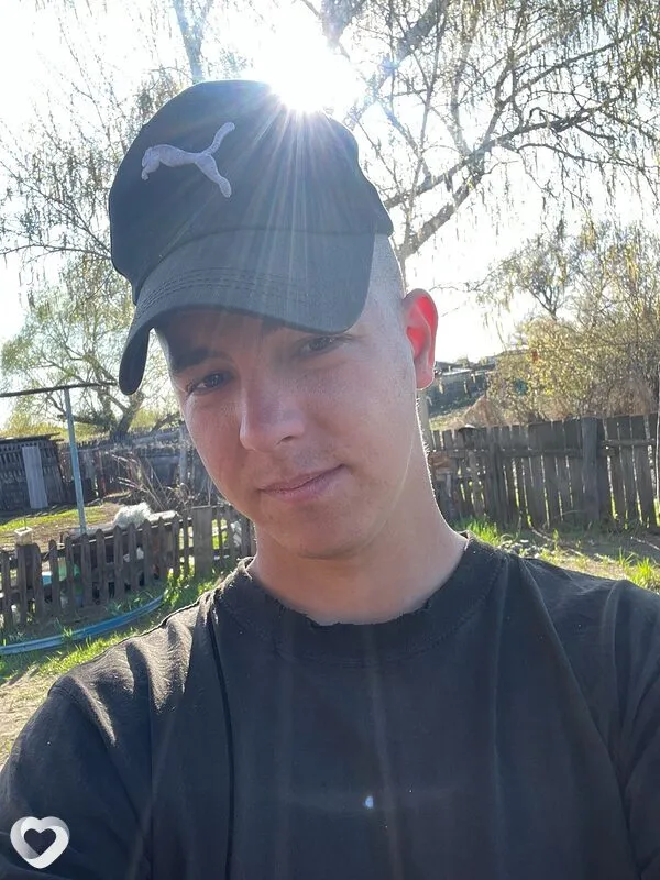 Kỉill, 21, Барнауле — анкета №4684054