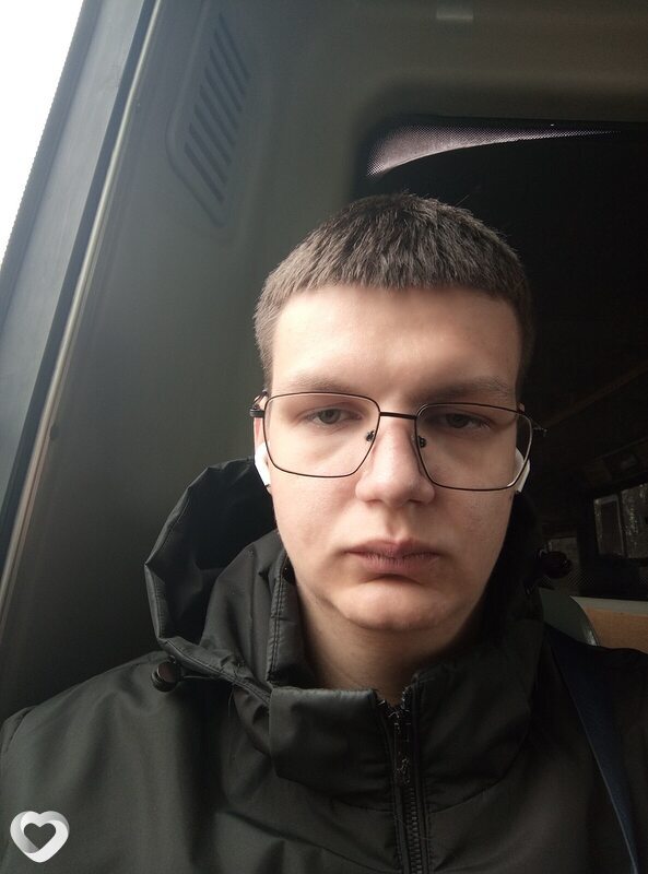 Максим, Узловая