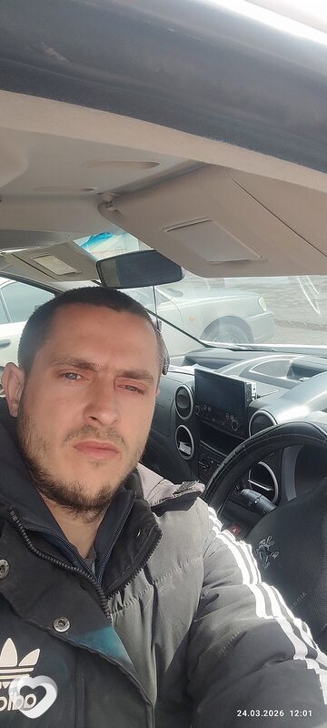 Денис, Зерноград