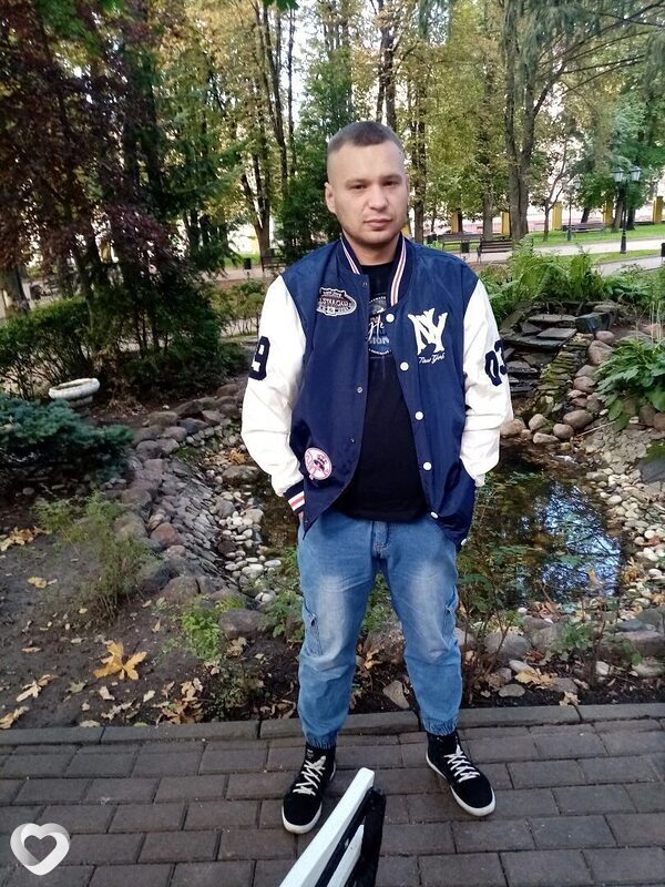 Дени, Брянск