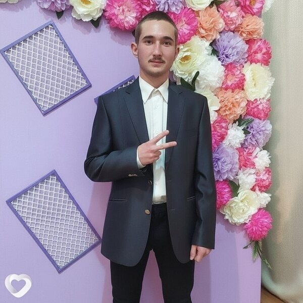 Миха, 20, Слуцке — анкета №4696644