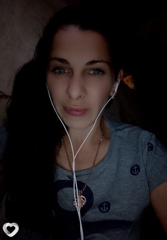 Яна, Енакиево