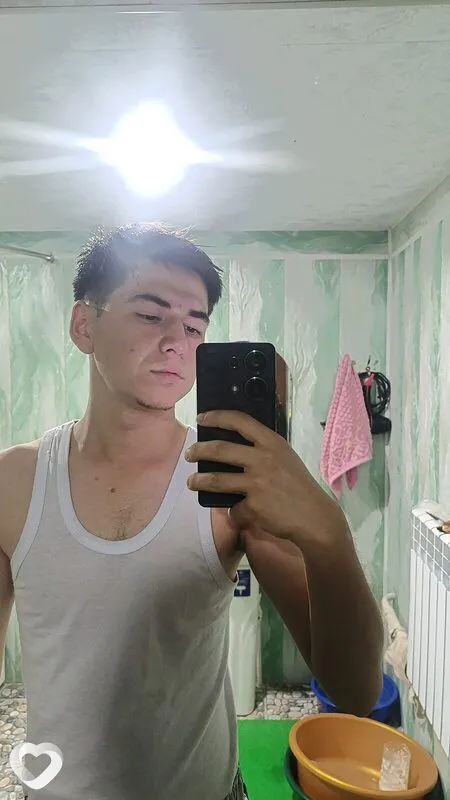 Дилшод, 22, Москве — анкета №4690963