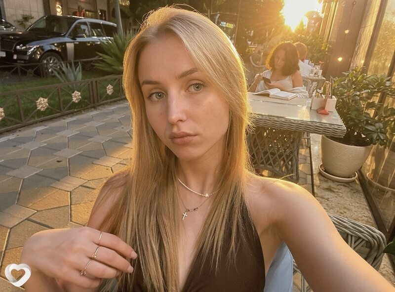 Анна, Адлер