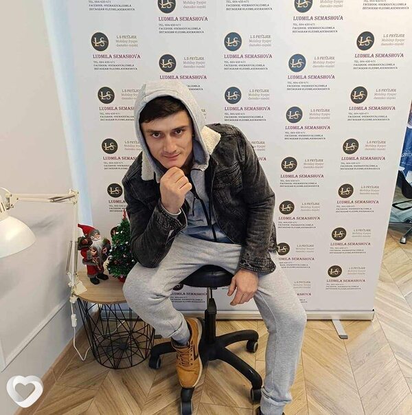 Али, Ташкент