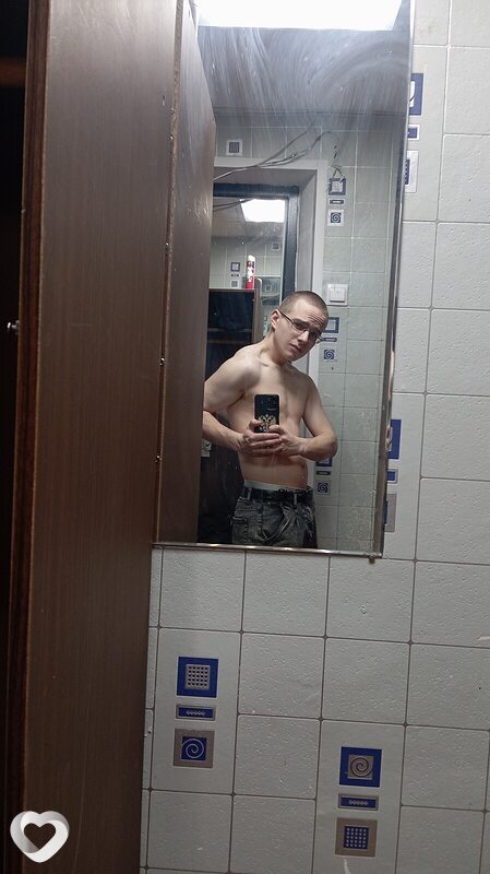 Иван, 31, Удомли — анкета №4695304