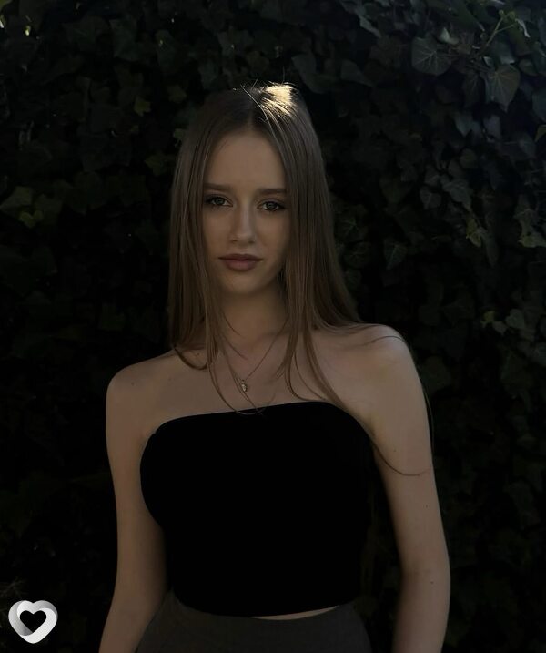 Алина, 18, Краснодаре — анкета №4699972