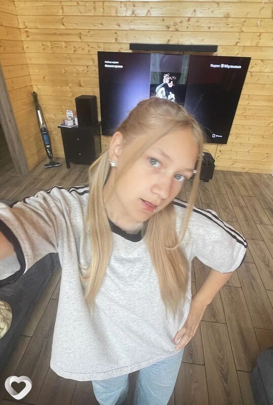 Кира, 18, Санкт-Петербурге — анкета №4700404