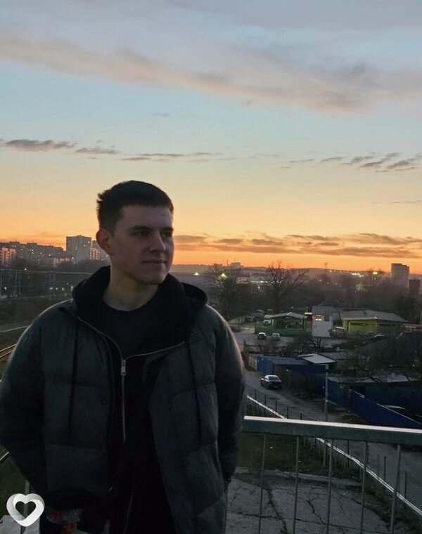 Игорь, 18, Белгороде — анкета №4705697