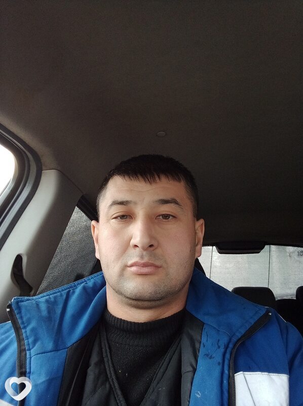 Xusni, Ангрен