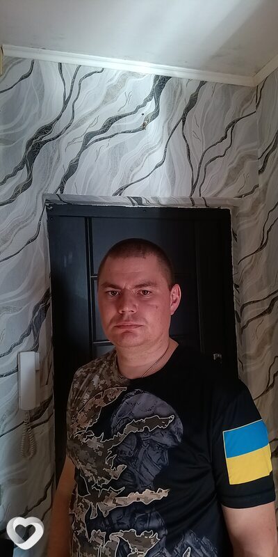 Бомба, Ровно