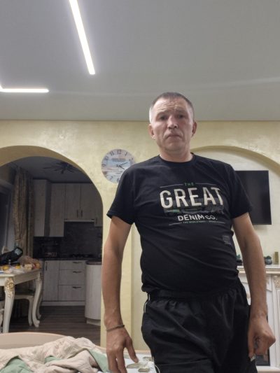 Андрей, 18 — Луганск