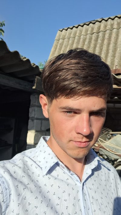 Владимир, 18 — Геническ