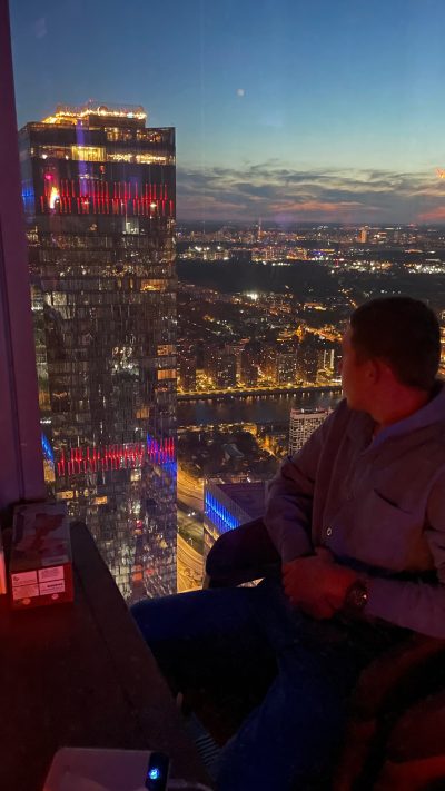 Рустам, 21 — Москва